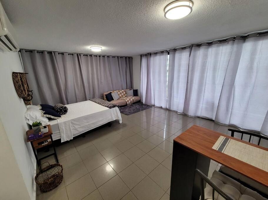 סן חואן Coral Beach Studio W/ Ocean View מראה חיצוני תמונה
